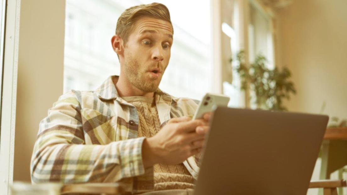 Συμμετέχοντες σε διαδραστικό εργαστήρι επιχειρηματικού σχεδιασμού